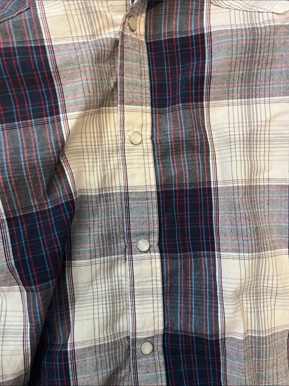 Levi's Men's Plaid Button-Down Shirt – Navy, White & Burgundy